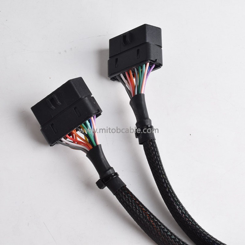 Suitable for automotive OBD2 one-part-two extension cable round cable one to two adapter adapter cable  