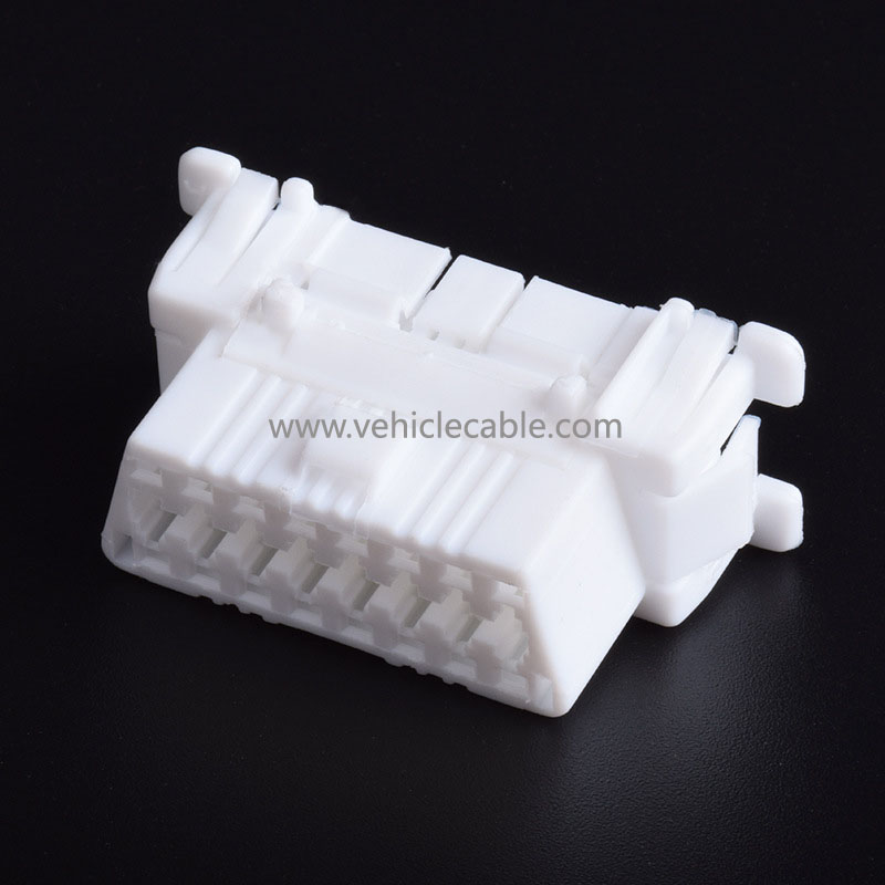 Automotive OBD2 16Pin Female Connector OBD Plug Toyota Nissan Female 