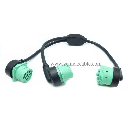 WBLD Right Angle Overmolded J1939 Male to 2 Female J1939 Green Type 2 Splitter Y Cable